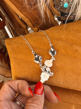 Load image into Gallery viewer, Biggs White Buffalo Necklace
