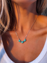 Load image into Gallery viewer, Tres Necklace
