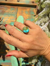 Load image into Gallery viewer, Turquoise Ring Size 6.5
