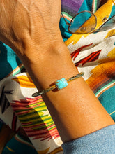 Load image into Gallery viewer, Verano Handmade Cuff
